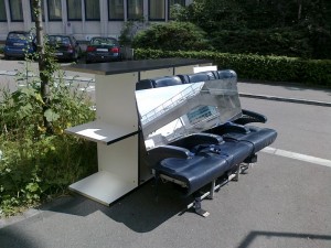 Gratis Möbel auf der Röschibachstrasse Gratis Möbel auf der Röschibachstrasse